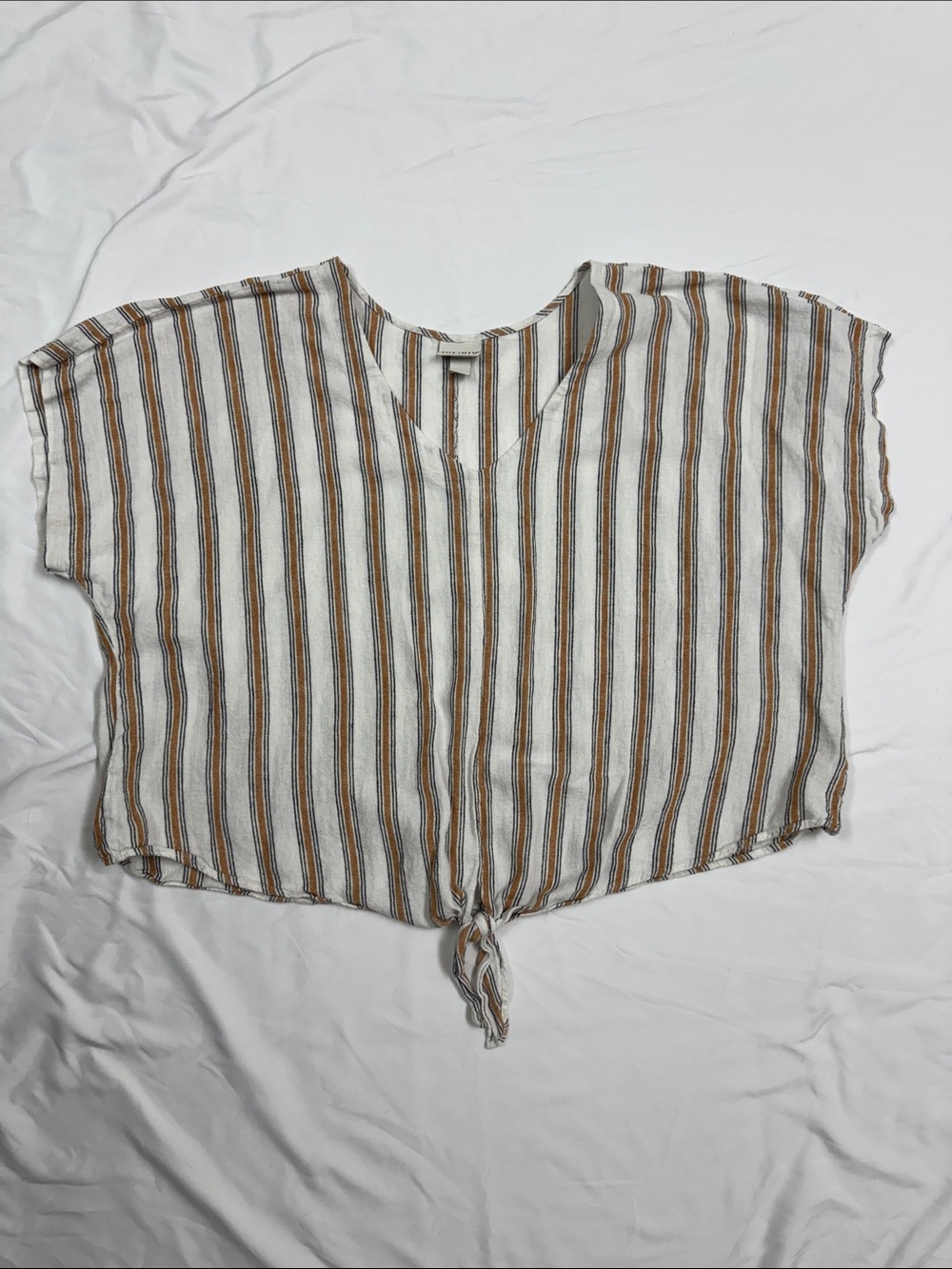 Ava & Viv White Striped Tie-Front Crop Top with Brown and Gray Accents